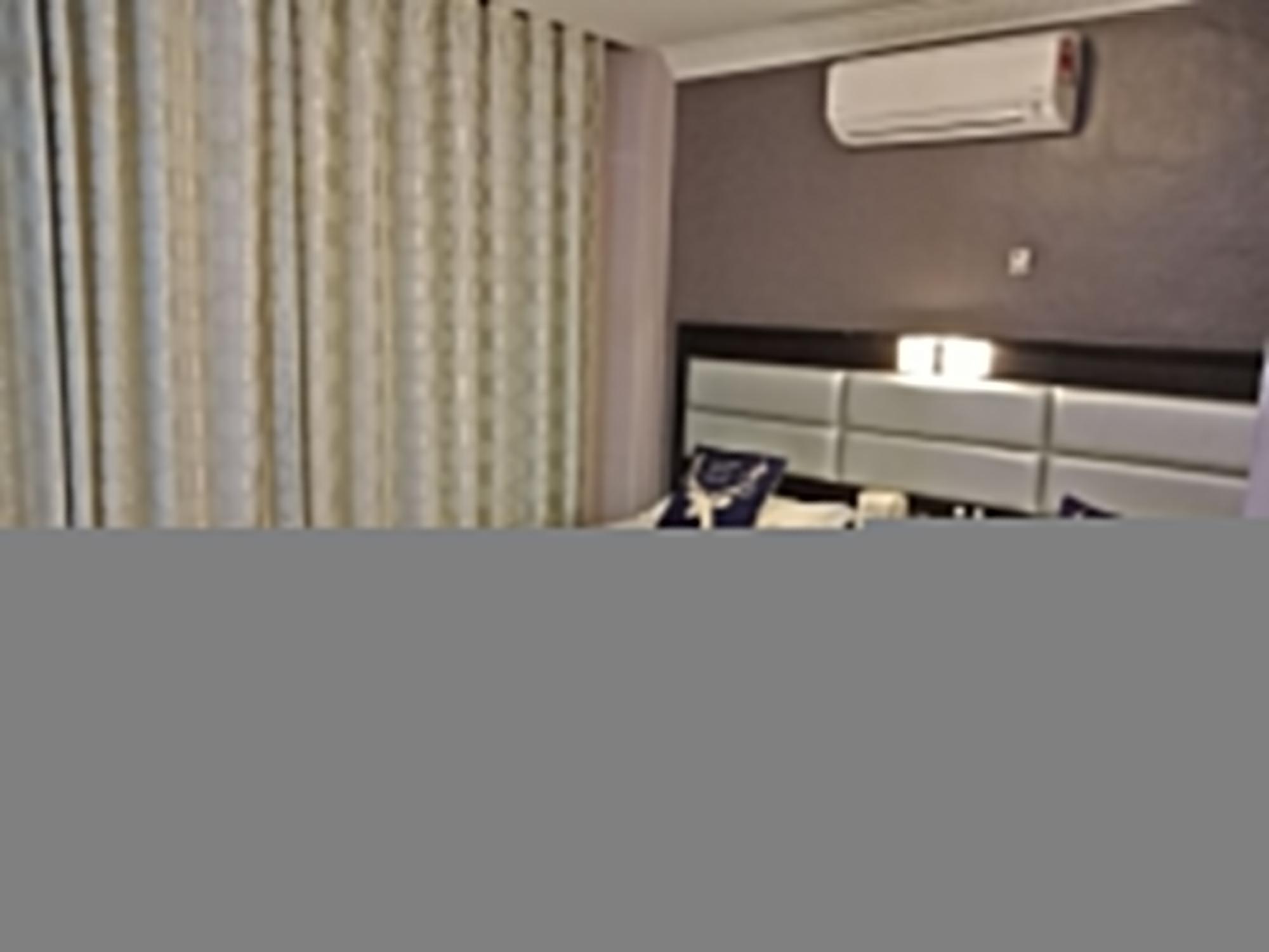 T Hotel Johor Bahru Скудай Екстер'єр фото