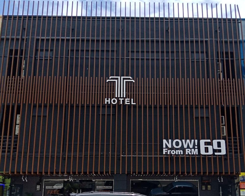 T Hotel Johor Bahru Скудай Екстер'єр фото