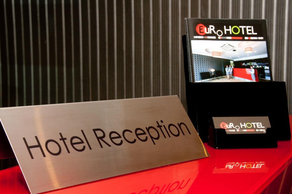 T Hotel Johor Bahru Скудай Екстер'єр фото